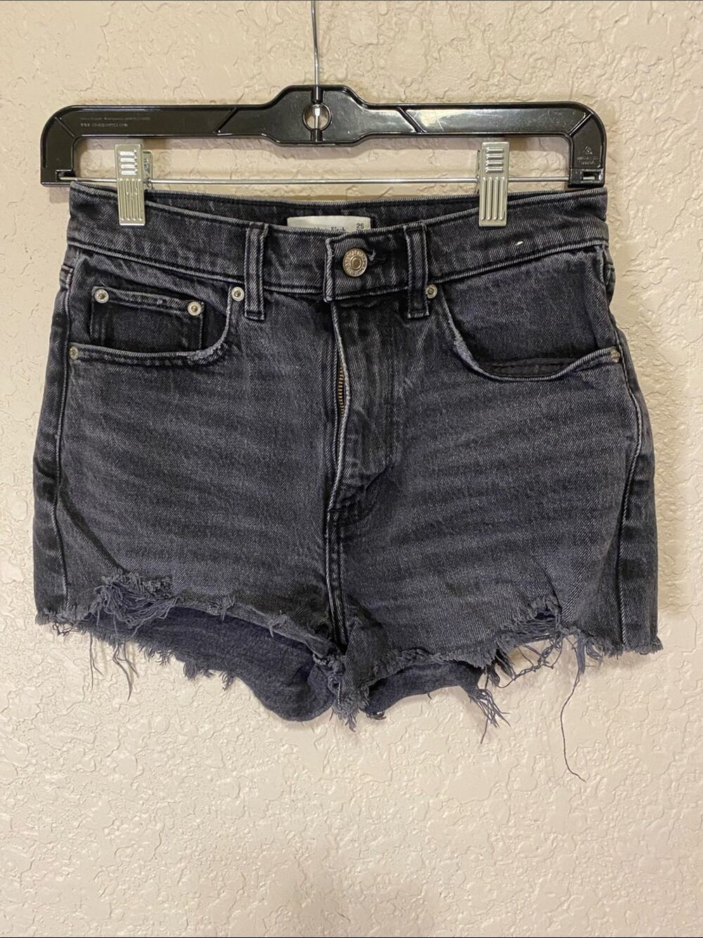 Abercrombie & Fitch Mom Shorts High Rise Washed Black Denim 25” or size 0